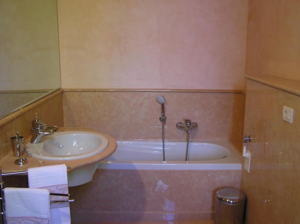 Bed & Breakfast Villa Palma Ловере Номер фото
